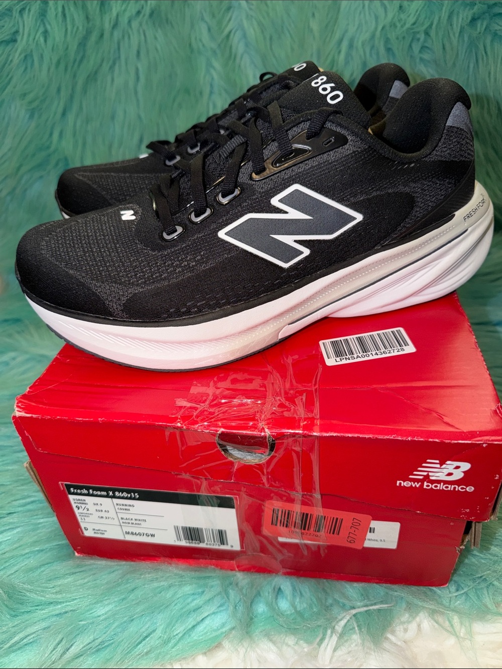 NIB New Balance Men's Fresh Foam X 860 V15 Running Shoe size 9.5